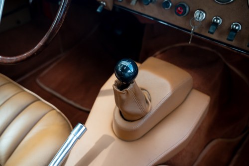 1966 Jaguar E-Type Series 1 2+2 In vendita (immagine 43 di 122)