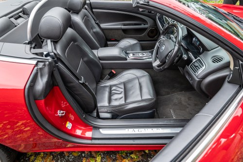2013 Jaguar X150 XK 5.0 Portfolio Convertible à vendre (picture 23 of 189)