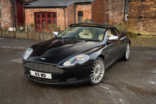 2007 Aston Martin DB9 Volante à venda (imagem 7 de 128)
