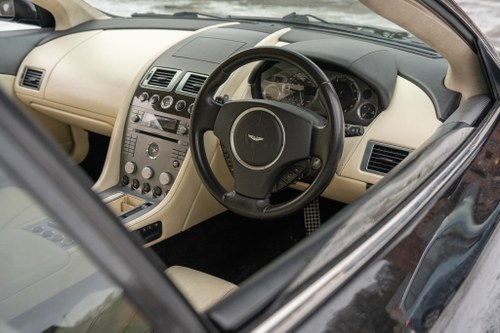 2007 Aston Martin DB9 Volante à venda (imagem 24 de 128)