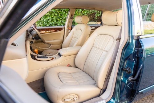 2002 Jaguar XJ8 Sovereign 3.2 till salu (bild 39 av 163)