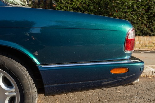 2002 Jaguar XJ8 Sovereign 3.2 till salu (bild 82 av 163)