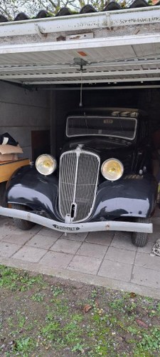 RENAULT Vivaquatre Kz23 - 1935 For Sale