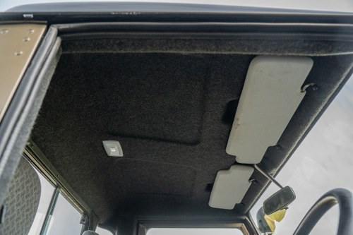 1993 Land Rover Defender 90 For Sale (picture 65 of 193)