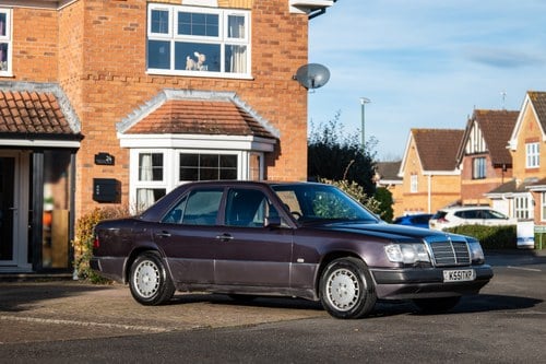 1993 Mercedes-Benz 280E W124 For Sale (picture 4 of 251)