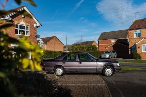 1993 Mercedes-Benz 280E W124 For Sale (picture 15 of 251)
