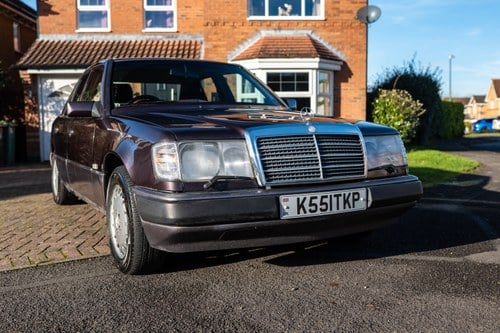 1993 Mercedes-Benz 280E W124 For Sale (picture 19 of 251)