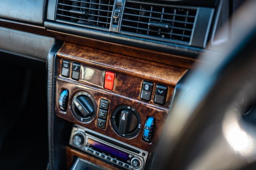 1993 Mercedes-Benz 280E W124 For Sale (picture 56 of 251)