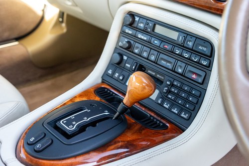 2002 Jaguar XKR Coupe à vendre (picture 48 of 177)