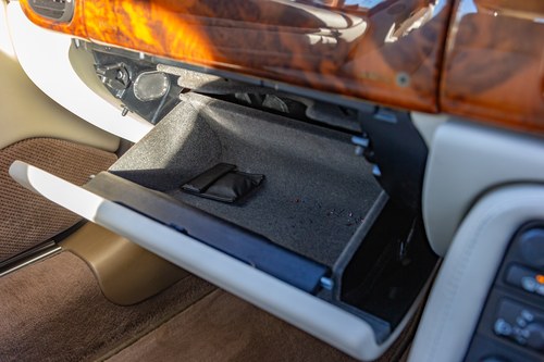 2002 Jaguar XKR Coupe à vendre (picture 77 of 177)