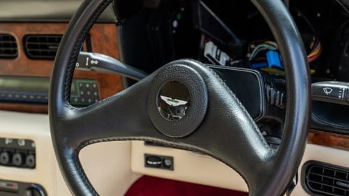 1992 Aston Martin Virage Te koop (foto 16 van 195)