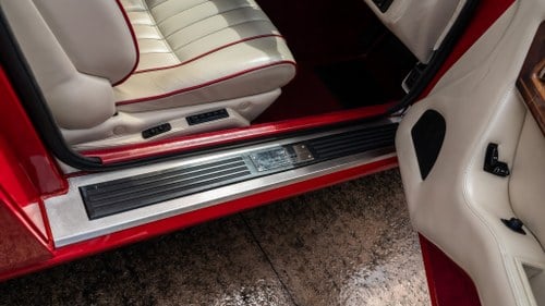 1992 Aston Martin Virage Te koop (foto 18 van 195)