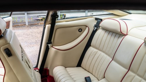 1992 Aston Martin Virage Te koop (foto 59 van 195)