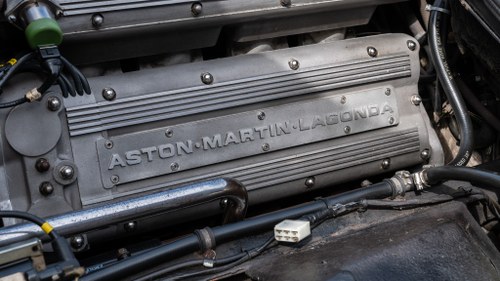 1992 Aston Martin Virage Te koop (foto 144 van 195)