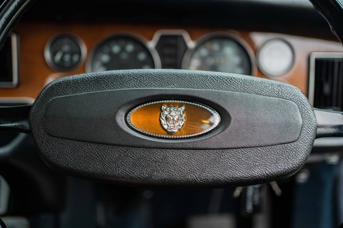 1974 Jaguar XJ12 Series 2 LWB à vendre (picture 39 of 92)