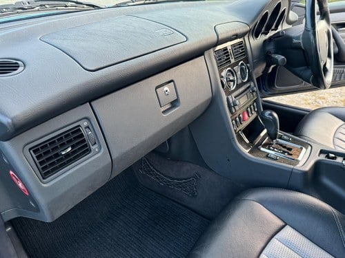 2002 Mercedes-Benz R170 SLK32 AMG In vendita (immagine 37 di 94)