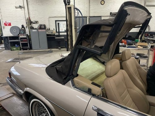 1990 Jaguar XJS Cabriolet V12 'Classic Collection Edition' Te koop (foto 33 van 60)