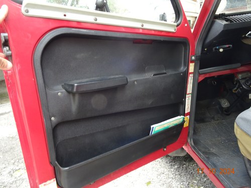 1981 Citroën Dyane 6 In vendita (immagine 9 di 100)