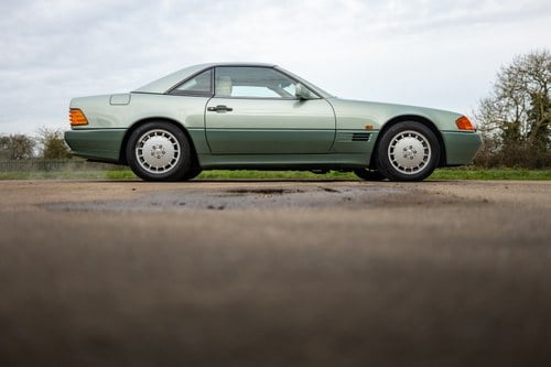 1990 Mercedes-Benz R129 500SL Te koop (foto 11 van 264)