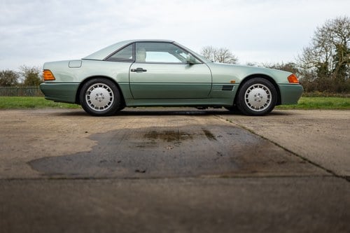 1990 Mercedes-Benz R129 500SL Te koop (foto 12 van 264)