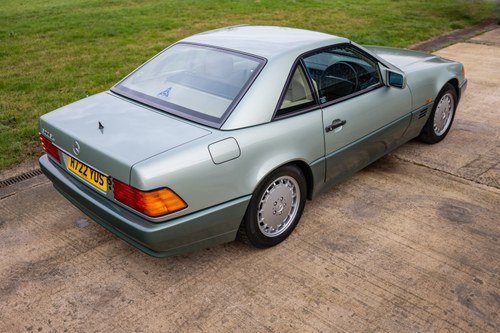 1990 Mercedes-Benz R129 500SL Te koop (foto 22 van 264)