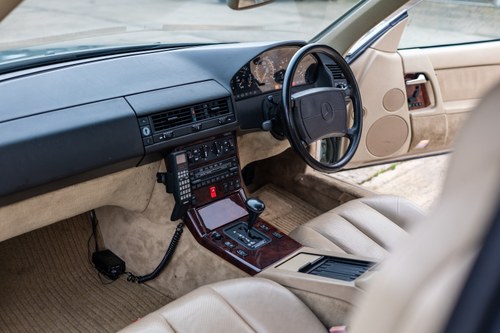 1990 Mercedes-Benz R129 500SL Te koop (foto 45 van 264)