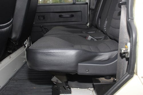 2010 Land Rover Defender 110 For Sale (picture 62 of 182)