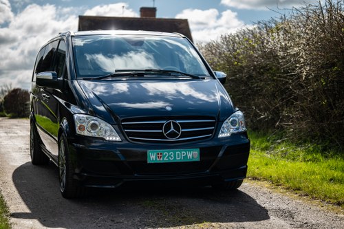 2015 Mercedes-Benz BRABUS iBusiness 3D 4.0 LWB In vendita (immagine 7 di 277)