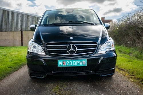 2015 Mercedes-Benz BRABUS iBusiness 3D 4.0 LWB In vendita (immagine 21 di 277)