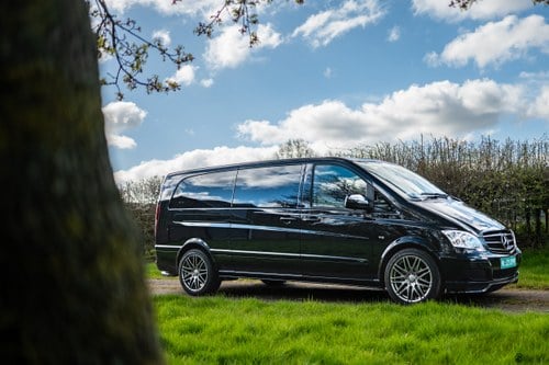 2015 Mercedes-Benz BRABUS iBusiness 3D 4.0 LWB In vendita (immagine 30 di 277)