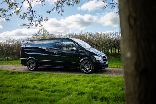 2015 Mercedes-Benz BRABUS iBusiness 3D 4.0 LWB In vendita (immagine 32 di 277)