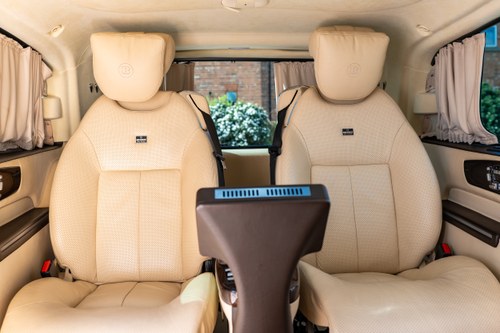 2015 Mercedes-Benz BRABUS iBusiness 3D 4.0 LWB In vendita (immagine 53 di 277)