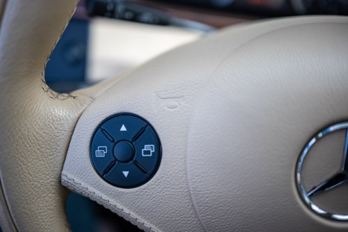 2015 Mercedes-Benz BRABUS iBusiness 3D 4.0 LWB In vendita (immagine 70 di 277)