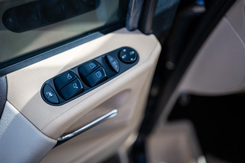 2015 Mercedes-Benz BRABUS iBusiness 3D 4.0 LWB In vendita (immagine 88 di 277)