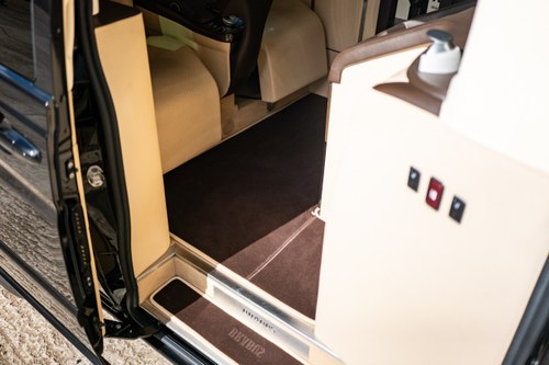 2015 Mercedes-Benz BRABUS iBusiness 3D 4.0 LWB In vendita (immagine 97 di 277)