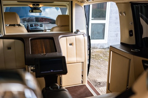 2015 Mercedes-Benz BRABUS iBusiness 3D 4.0 LWB In vendita (immagine 126 di 277)