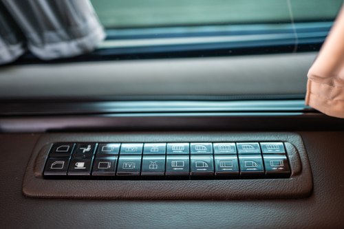 2015 Mercedes-Benz BRABUS iBusiness 3D 4.0 LWB In vendita (immagine 166 di 277)