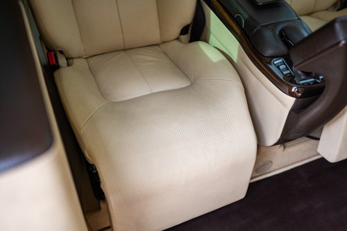 2015 Mercedes-Benz BRABUS iBusiness 3D 4.0 LWB In vendita (immagine 191 di 277)