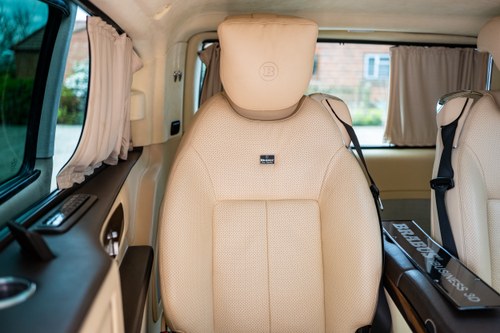 2015 Mercedes-Benz BRABUS iBusiness 3D 4.0 LWB In vendita (immagine 196 di 277)