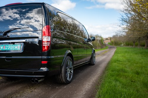 2015 Mercedes-Benz BRABUS iBusiness 3D 4.0 LWB In vendita (immagine 218 di 277)