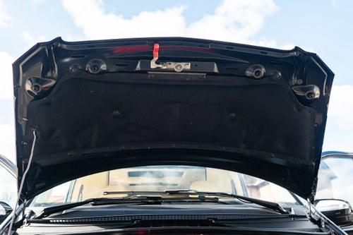 2015 Mercedes-Benz BRABUS iBusiness 3D 4.0 LWB In vendita (immagine 241 di 277)