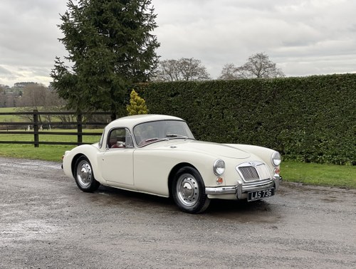1959 MG MGA Mk1 1600 Coupe In vendita (immagine 1 di 54)
