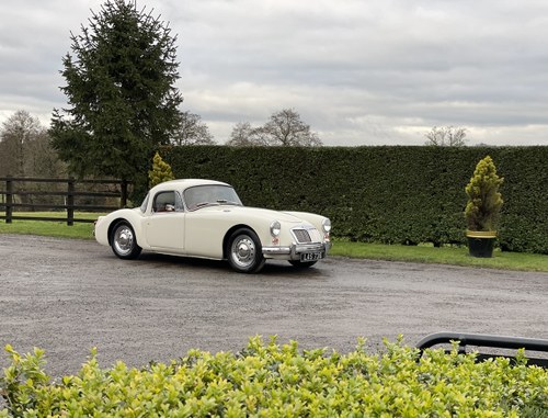 1959 MG MGA Mk1 1600 Coupe In vendita (immagine 10 di 54)