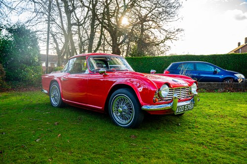 1964 Triumph TR4 zum Verkauf (Bild 7 von 136)