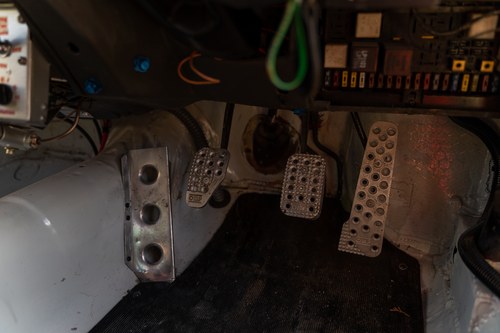 1990 Alfa Romeo 75 V6 Race Car For Sale (picture 20 of 88)