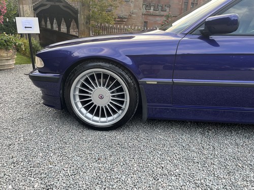 2001 BMW 728i Sport E38 In vendita (immagine 42 di 48)