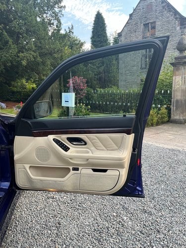 2001 BMW 728i Sport E38 In vendita (immagine 37 di 48)