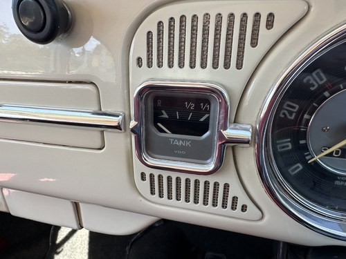 1967 Volkswagen Beetle 1300 Deluxe In vendita (immagine 32 di 77)