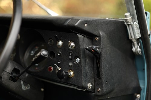 1971 Land Rover Series III 88” In vendita (immagine 42 di 229)