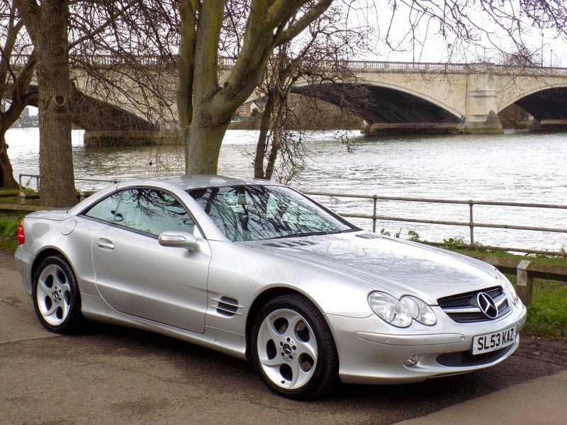 Rapid Classics: Eine Suche. Alle Oldtimer. 15 » Rapid Classics: Eine Suche. Alle Oldtimer. Mercedes-Benz SL Series SL 350 5G-Tronic